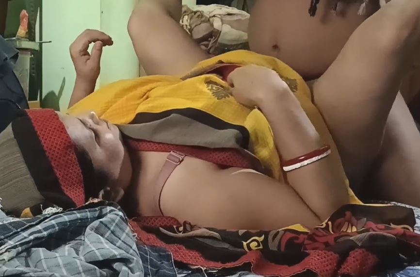 Salu Xxx - Salu Bhabhi Fuck - Free Indian HD Porn Video